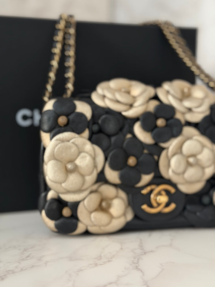 CHANEL series 21 Black Metallic Gold Camellia Flower Lambskin Mini Rectangular Flap Bag with Vintage GHW