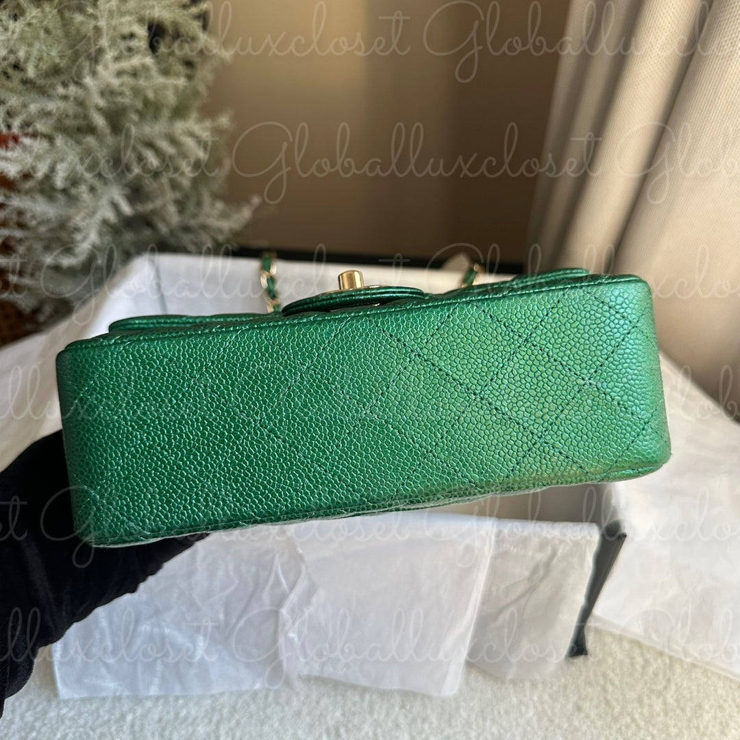 CHANEL 18S Series 25 Emerald Green Caviar LGHW Mini rectangular flap bag 2018 RARE UNICORN FIND