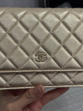 Load image into Gallery viewer, Chanel 21P 2021 Pre Spring/Summer Collection series 31 Iridescent Gold Lambskin Champagne GHW Classic Wallet on Chain (WOC)
