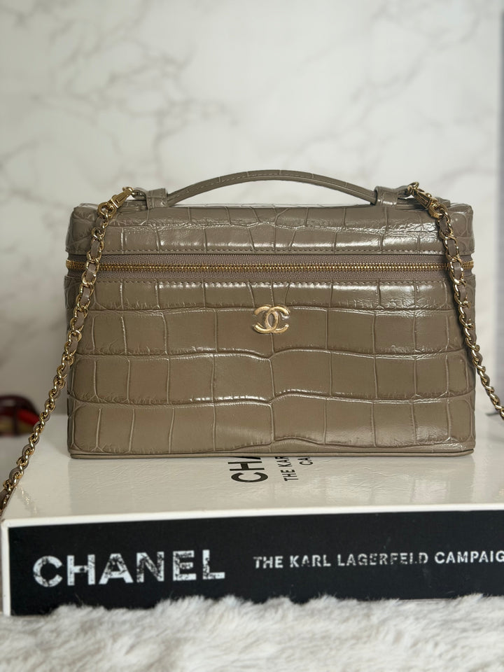 CHANEL 26A Etoupe Khaki Croc Embossed Calf skin LGHW LP Long Vanity size Medium 23 cms with detachable chain 2026