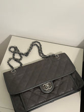 Load image into Gallery viewer, Chanel series 20 (2015) French Riviera Dark Grey Caviar SHW Flap Bag
