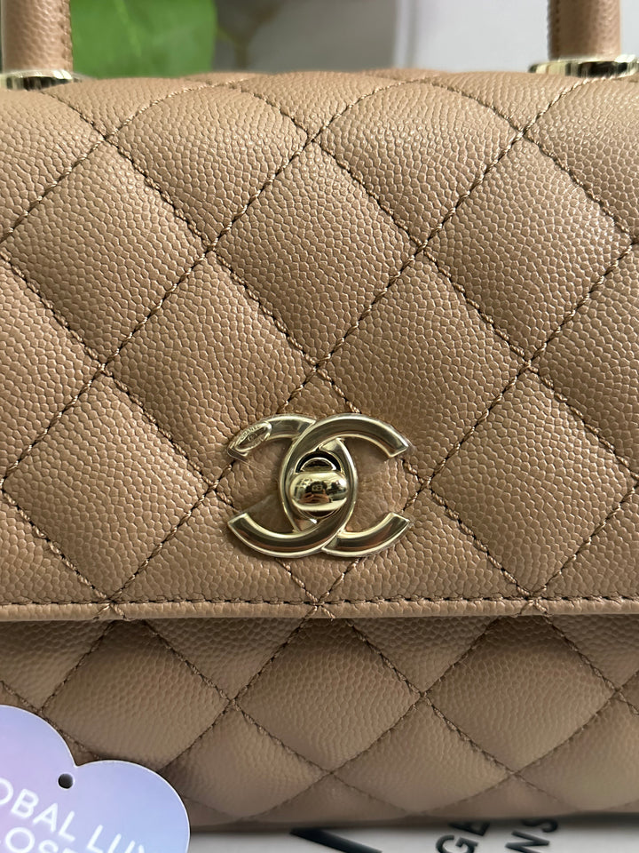 Chanel 22K Pre Fall/Winter 2022 Dark Beige Caviar LGHW Coco Handle Size Small with detachable strap
