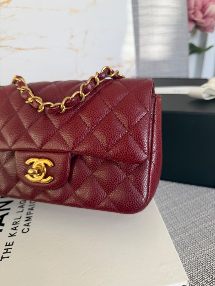 CHANEL series 21 15B collection Burgundy Caviar GHW Mini Rectangular Flap Bag 2015 RARE
