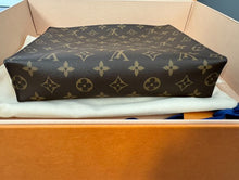 Load image into Gallery viewer, Louis Vuitton LV Toiletry 26 Pouch with Canvas Monogram
