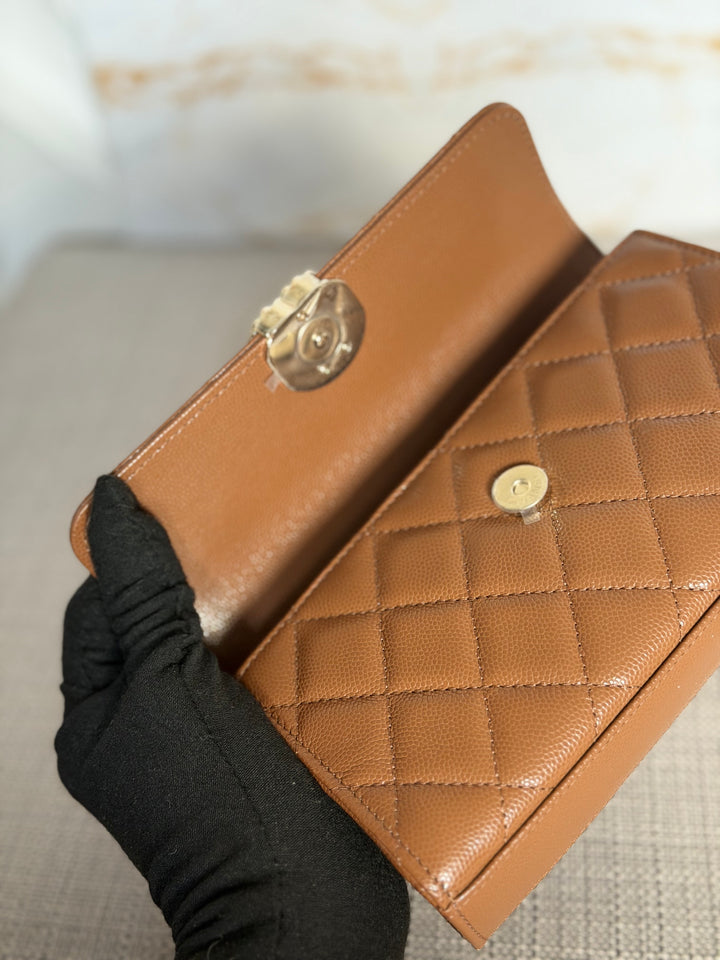 CHANEL 26P Brown Caviar LGHW Top Handle Vanity 2026
