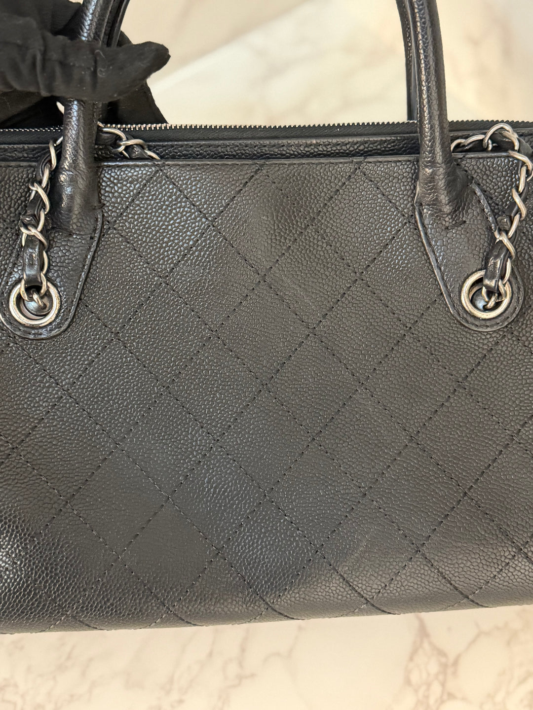 CHANEL series 23 Black Caviar Ruthenium HW Tote Bag with Shoulder Chain strap