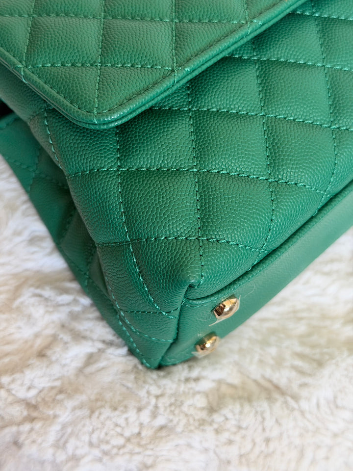 CHANEL 22A Green Caviar LGHW Coco Handle Flap Bag size Small 2022