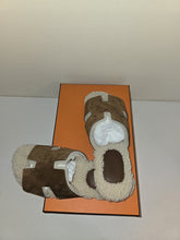 Load image into Gallery viewer, Hermes Chypre Sandals size EU 44.5
