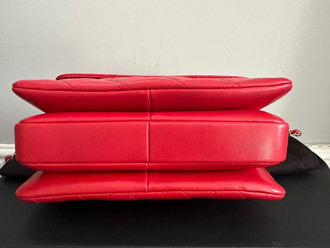Chanel 21S Series 29 True Red Lambskin LGHW Trendy CC Flap Bag size Small