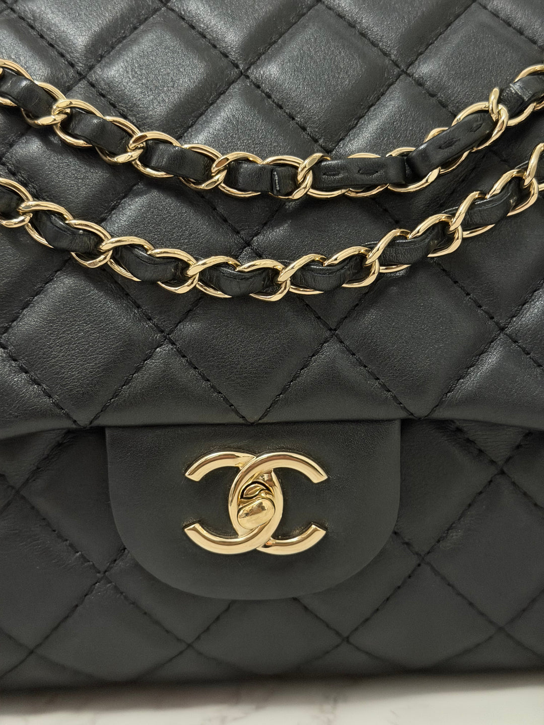 Chanel series 28 19B collection 2019 Black Calf Skin LGHW Small XXL Airliner (40 cms) Single Flap Bag
