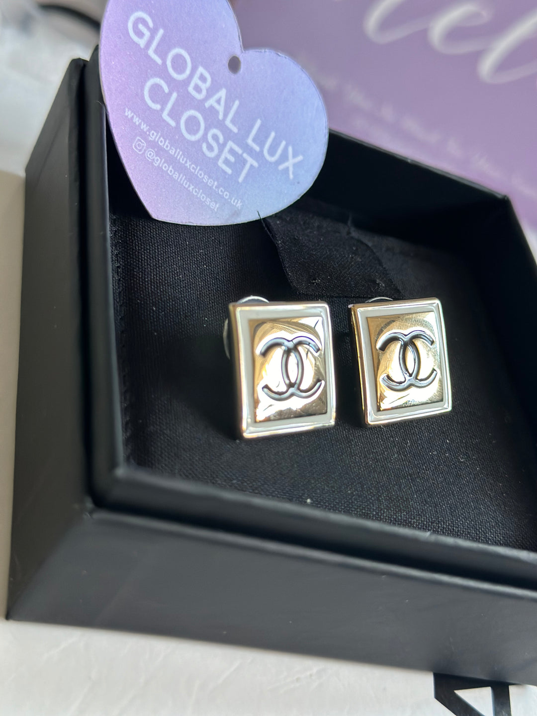 Chanel 21B square LGHW White & Black Earrings