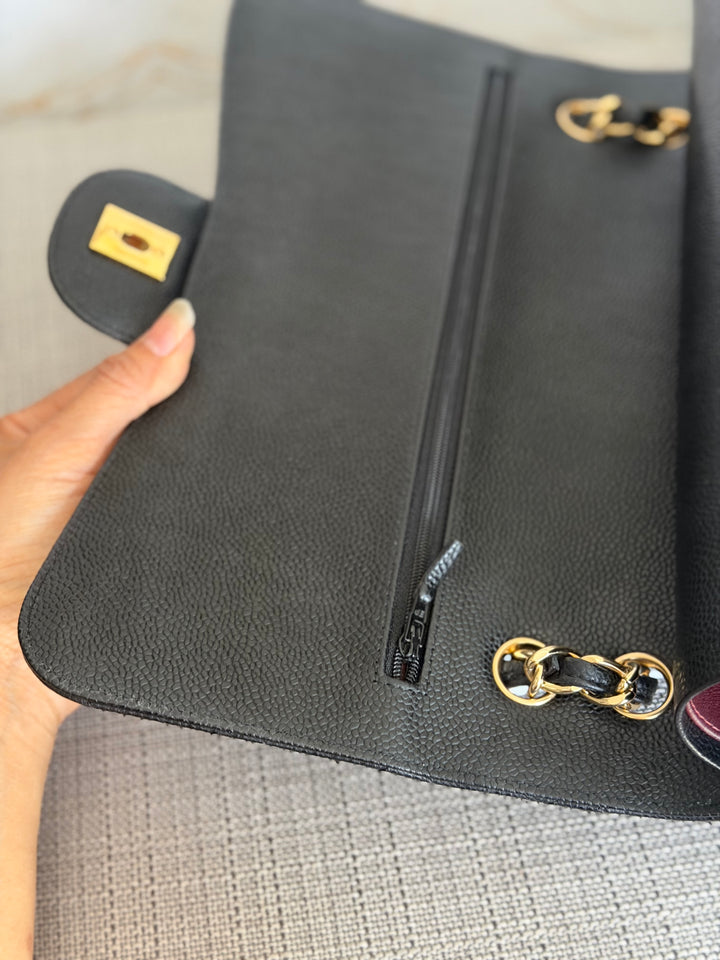 CHANEL series 15 Black Caviar GHW Jumbo Timeless Classic Double Flap Bag 2011