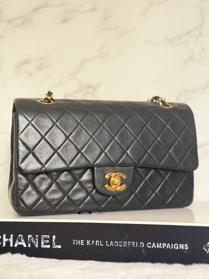 CHANEL series 6 Black Lambskin 24K GHW Vintage Medium ML Timeless Classic Double Flap Bag circa 2000-2002