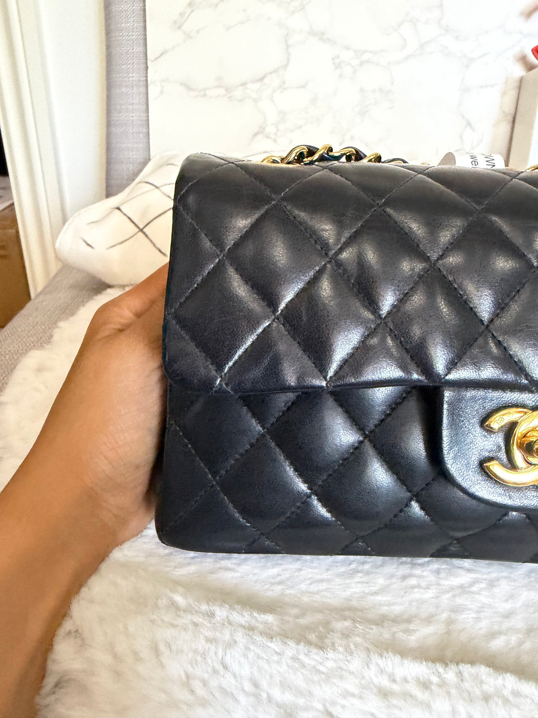 CHANEL Vintage series 11 Black Lambskin 24K GHW Small Timeless Classic Double Flap Bag