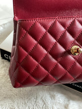 Load image into Gallery viewer, Chanel 21A 2021 Fall/Winter collection Burgundy caviar LGHW Coco Handle Flap Bag size Small with detachable Shoulder Strap
