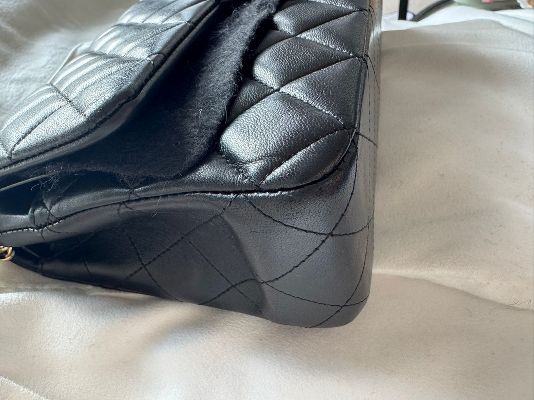 Chanel series 21 2015/2016 Black Lambskin GHW Medium Classic Double Flap Bag