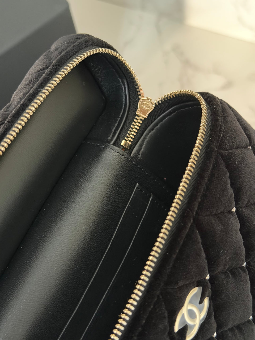 CHANEL 25K 2025 Black Velvet Diamanté Long Vanity with Detachable chain LGHW