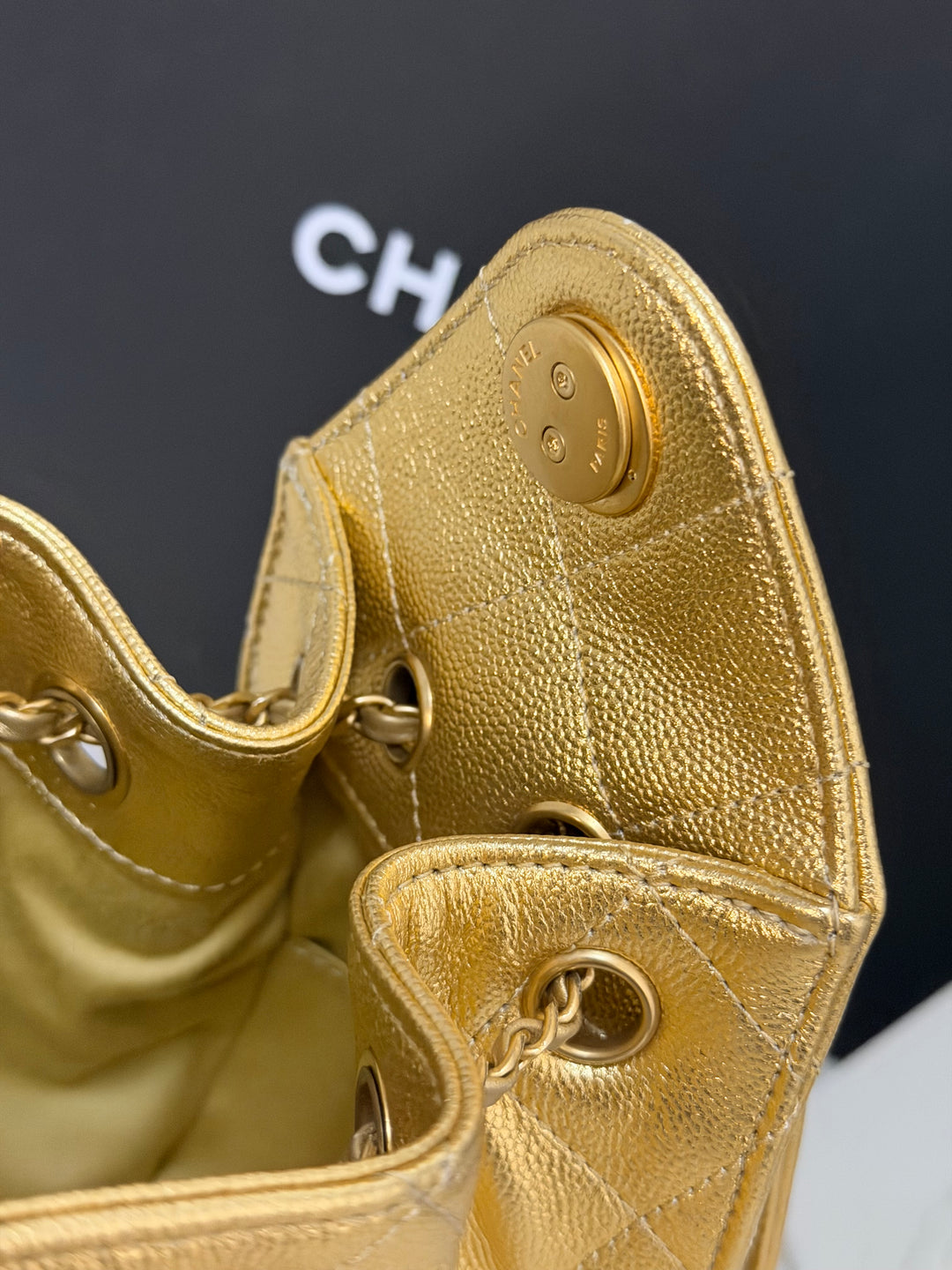 CHANEL 26C collection Gold caviar Aged GHW Mini 25 Hobo Bag