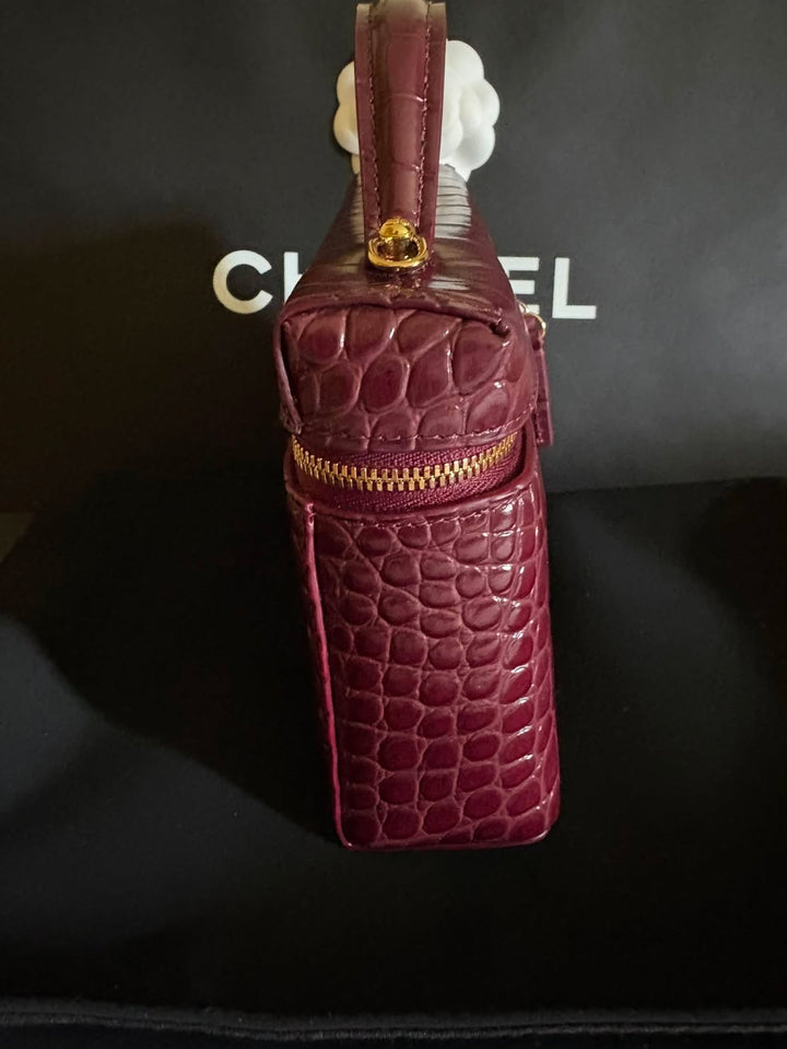 CHANEL 26B Burgundy Calf Skin Croc Embossed LGHW LP Long Vanity with detachable chain size SMALL 19 cms 2026