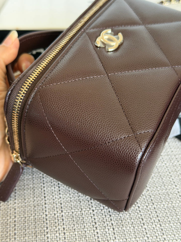 CHANEL 26S Dark Brown Caviar LGHW Small Vanity Case with Top Handle