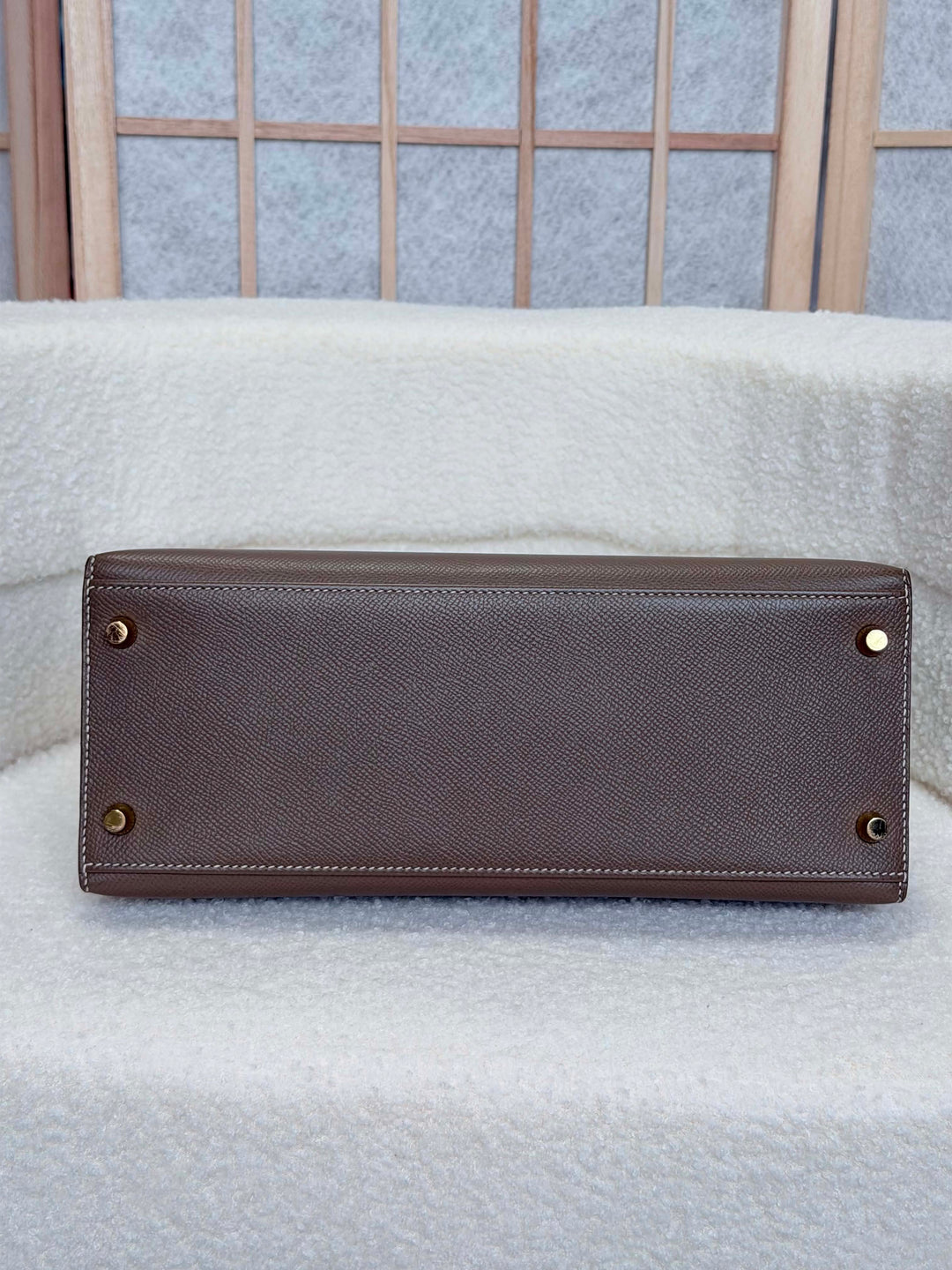 HERMÈS Kelly 28 Etoupe Epsom Sellier GHW Stamp Y 2020