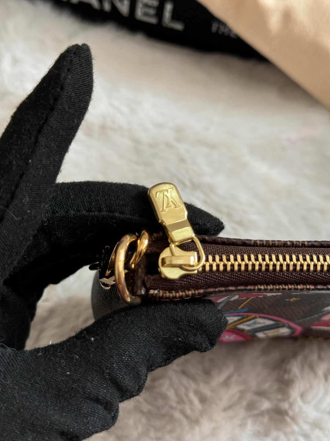 Louis Vuitton Vivienne Christmas Limited Edition Mini Pochette Damier Ebene
