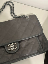 Load image into Gallery viewer, Chanel series 20 (2015) French Riviera Dark Grey Caviar SHW Flap Bag
