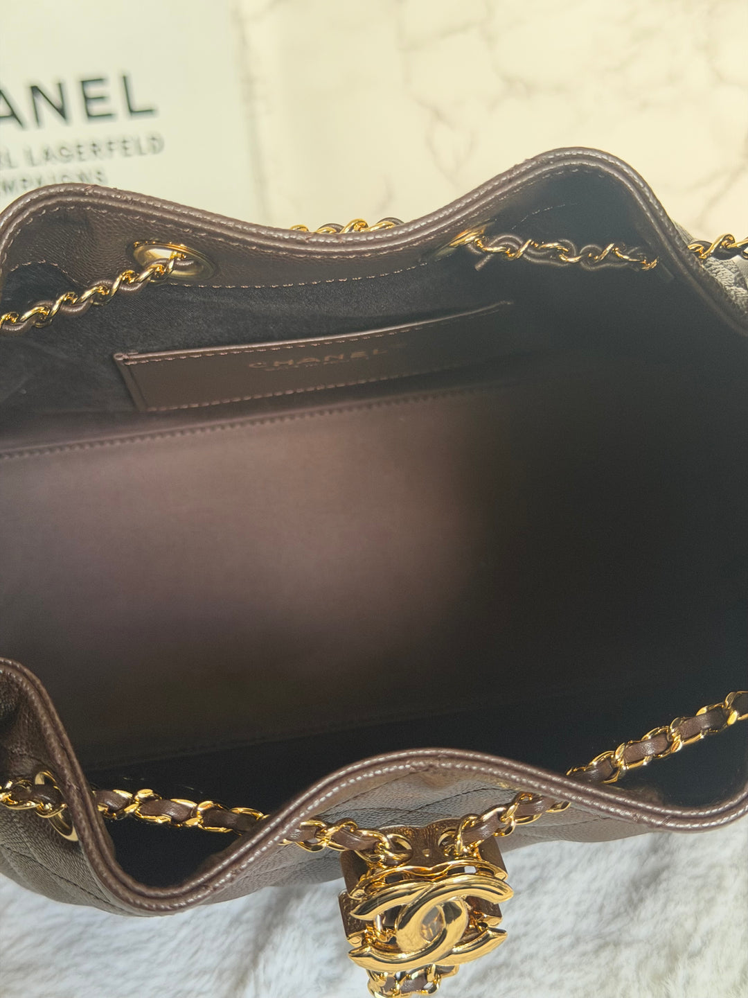 CHANEL 26B Chocolate brown Caviar LGHW 25 Hobo Bag size Small 2026