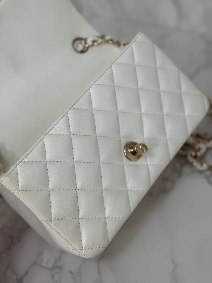CHANEL series 23 2016 White Lambskin LGHW Mini Rectangular Flap Bag