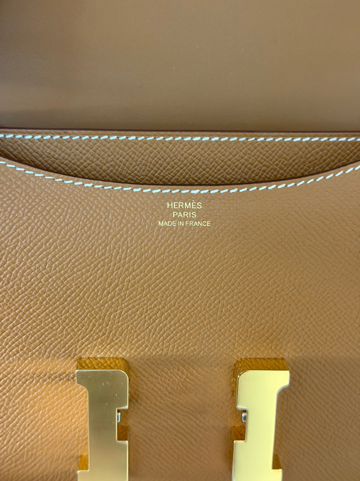 HERMÈS Constance 18 Gold Epsom Leather GHW Stamp B - 2023