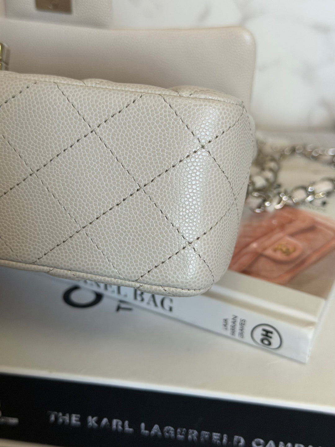 CHANEL 18B series 26 Ivory Caviar SHW Mini Rectangular Flap Bag 2018