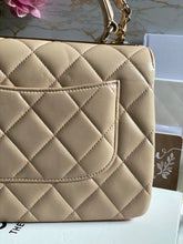 Load image into Gallery viewer, Chanel series 31 (2021) 21S Beige Lambskin LGHW Small Trendy CC Flap Bag with non detachable shoulder strap
