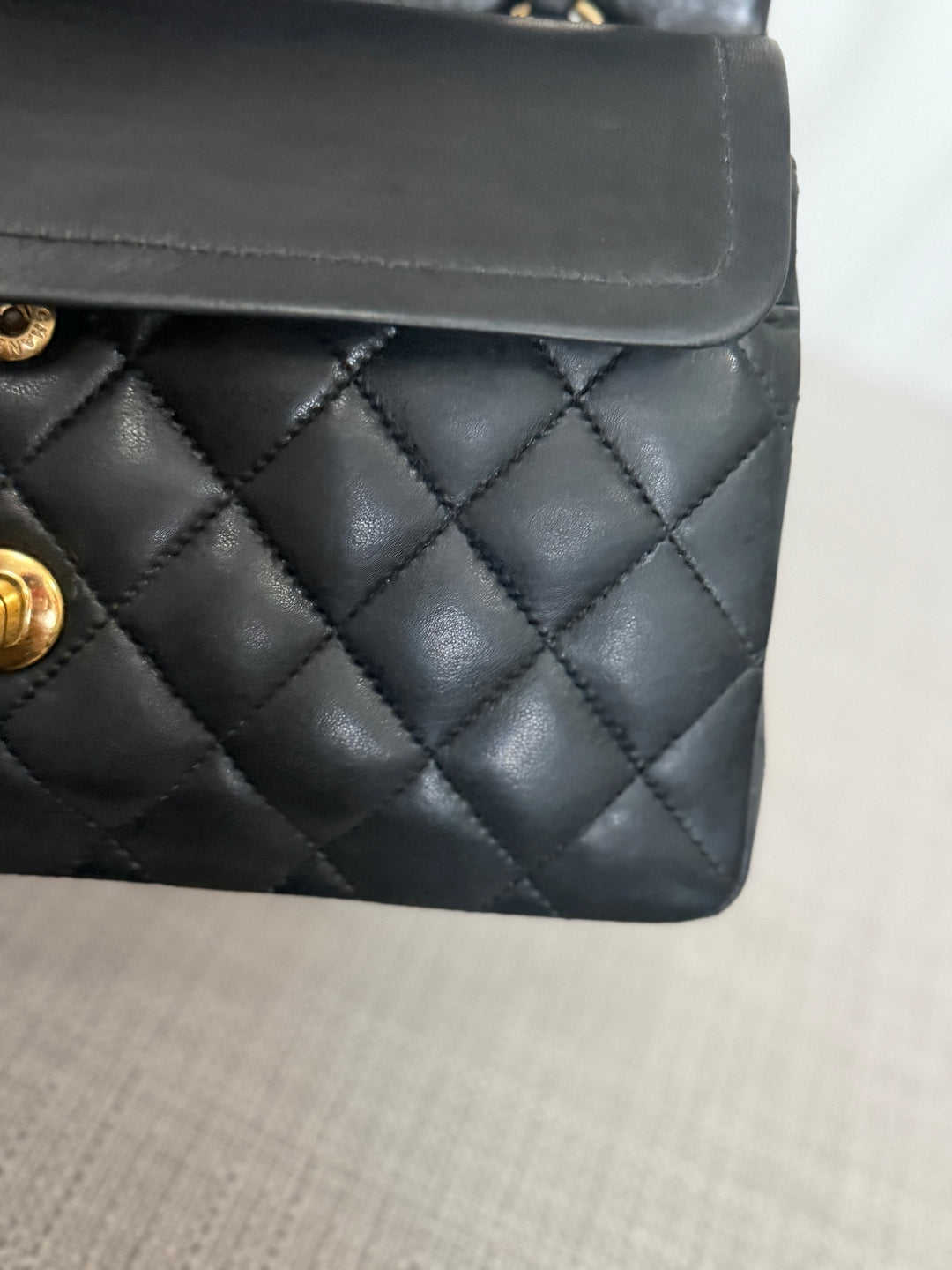 CHANEL series 11 Black Lambskin 24K GHW Vintage Small classic double flap bag 2007/2008