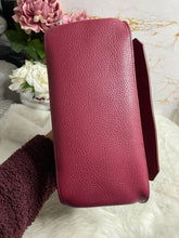 Load image into Gallery viewer, Hermes Tosca Clemence leather Jypsiere 28 PHW Stamp N
