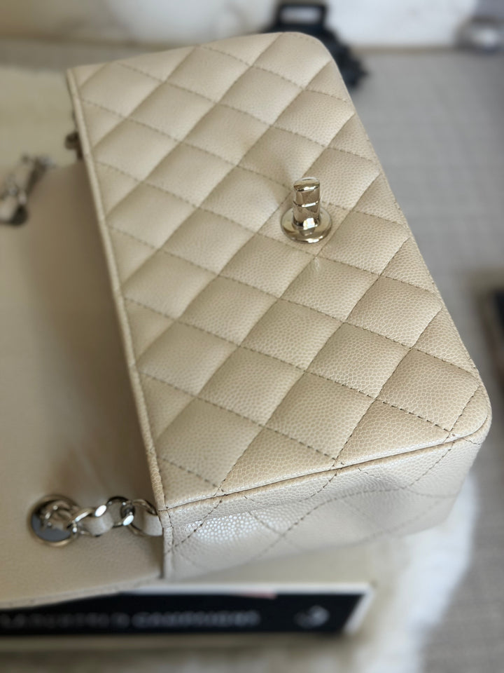 CHANEL 18B series 26 Ivory Caviar SHW Mini Rectangular Flap Bag 2018
