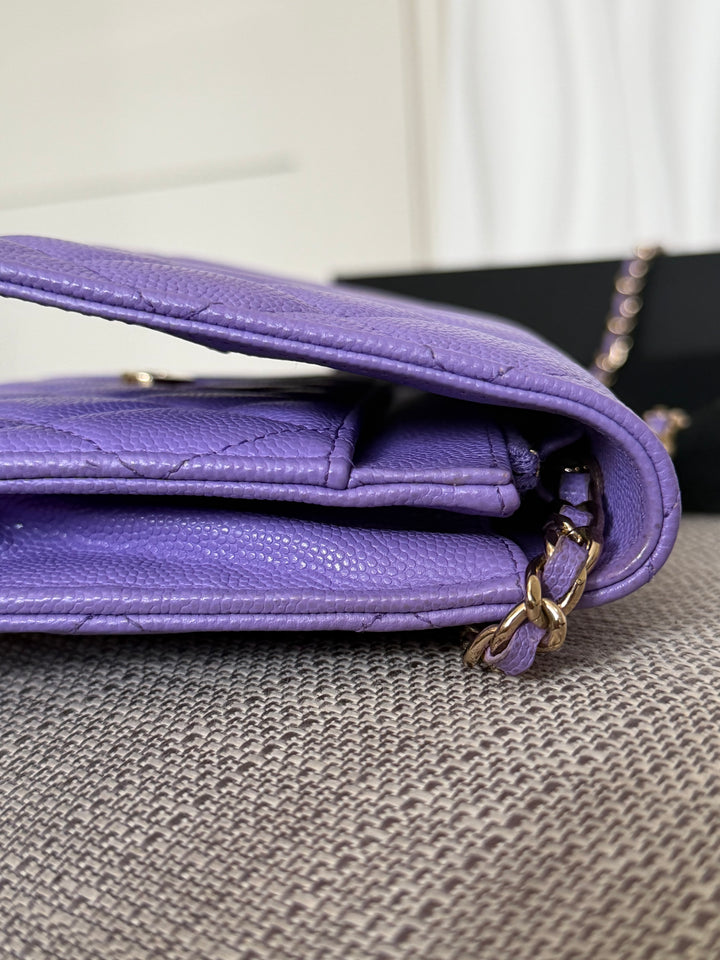 CHANEL series 28 20C Purple Caviar LGHW Classic Wallet on chain (WOC)