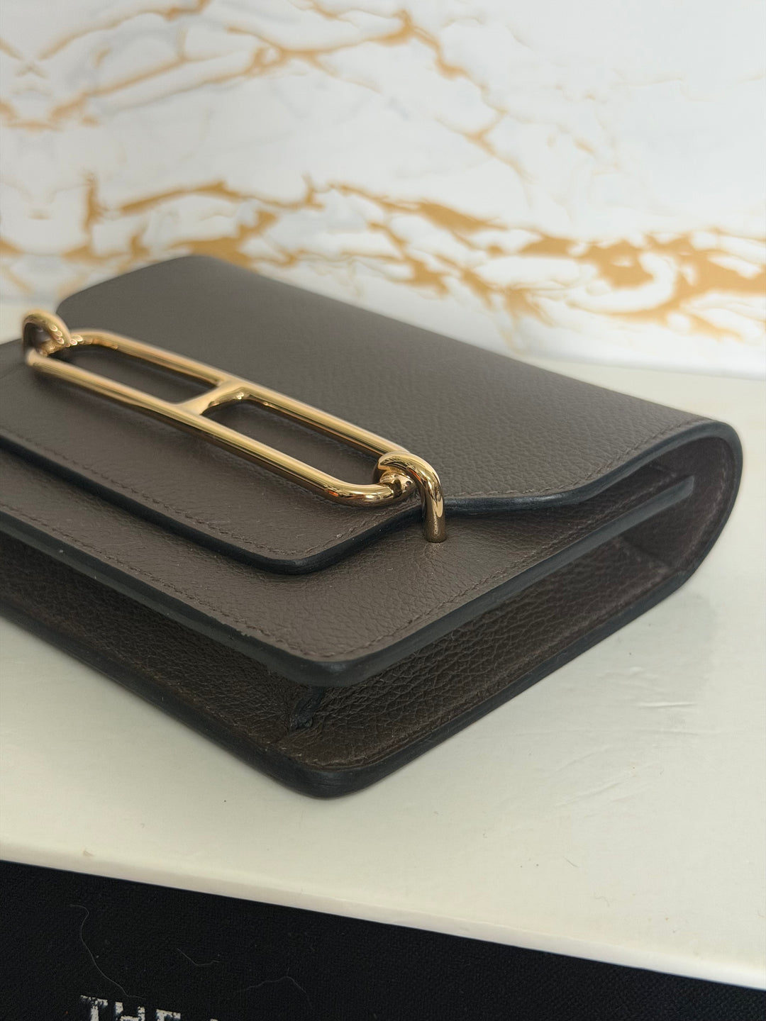 HERMÈS Mini Roulis Slim Wallet in Ecorce outer and Etoupe inner Evercolor leather GHW