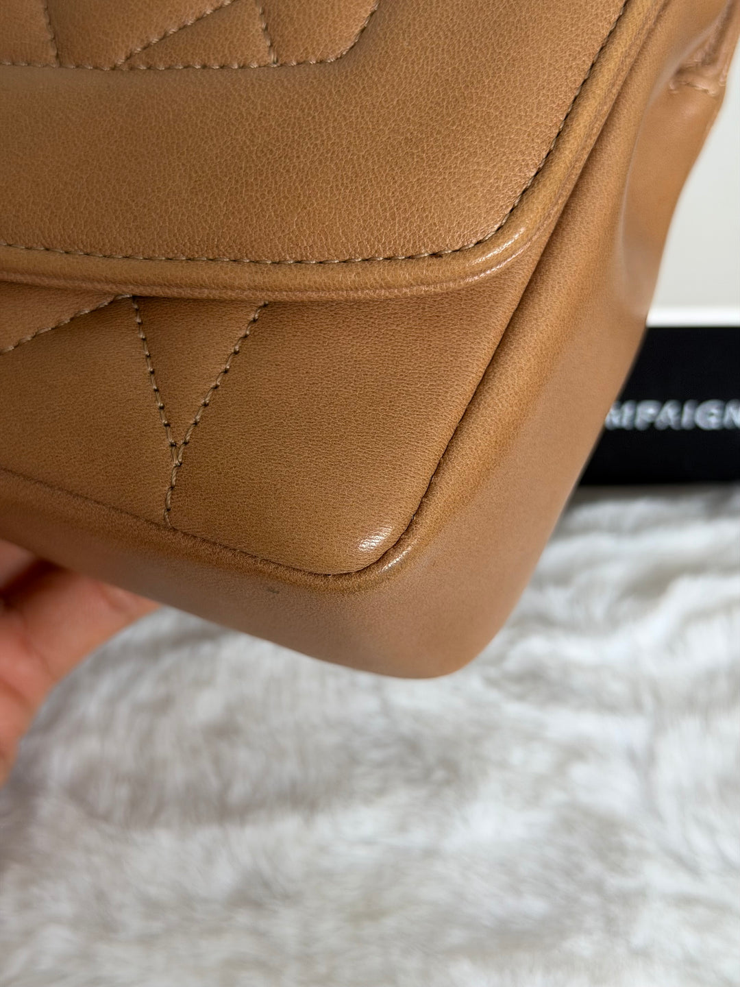 CHANEL series 21 Caramel Brown Lambskin aged GHW Diana Reissue Flap Bag size SMALL 2015