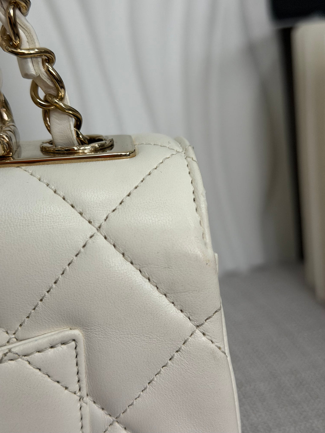 CHANEL 23S collection 2023 White Lambskin LGHW Trendy CC Flap Bag size Small with raised CHANEL Engraved Plate Top Handle