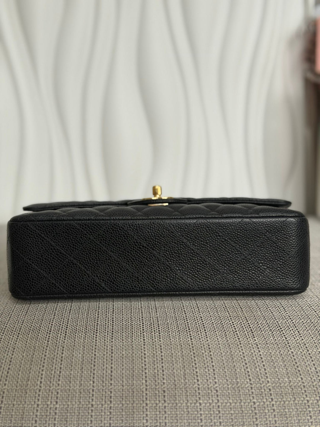 CHANEL Series 24 2017 Black Caviar GHW Medium M/L 11.12 Timeless Classic Double Flap Bag