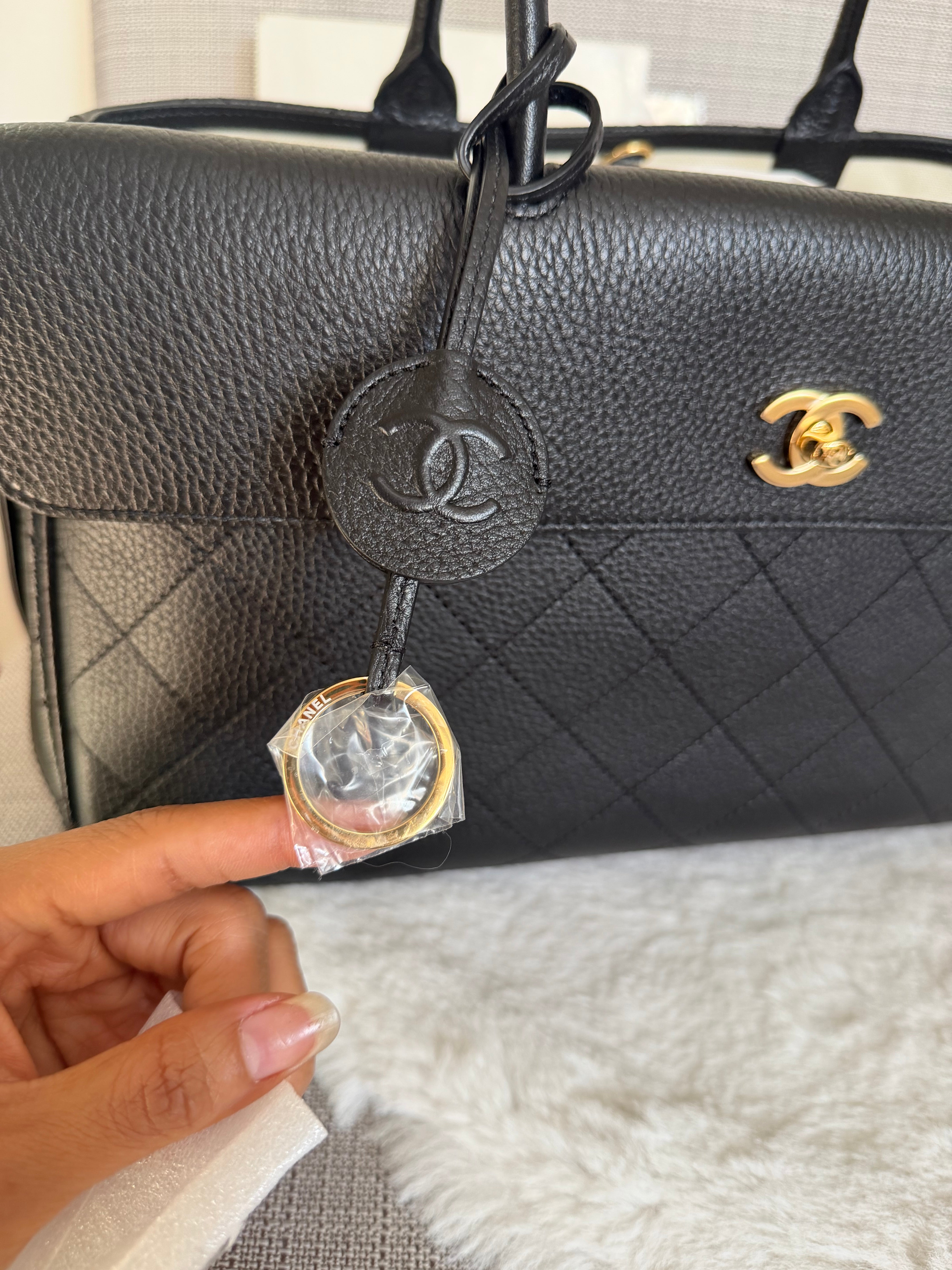 CHANEL Métiers d'art 26A 2026 Black Caviar Medium Shopping Tote