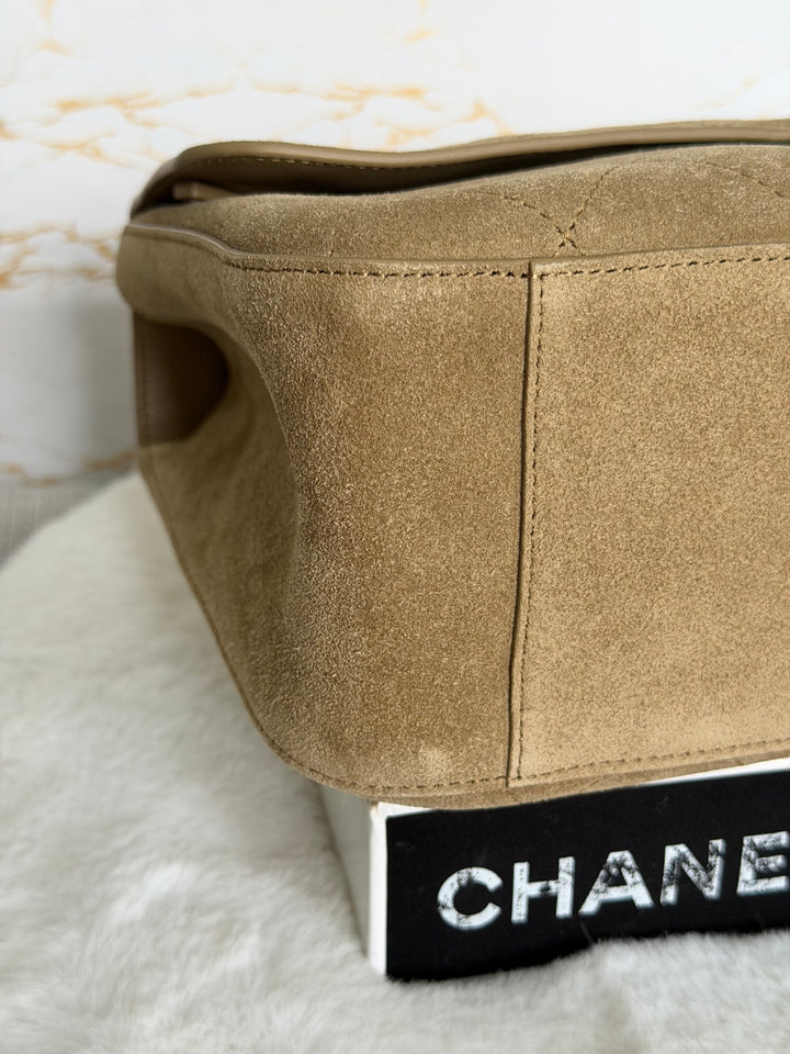CHANEL 26S Beige Suede Leather LGHW Maxi Flap Bag 32 cms