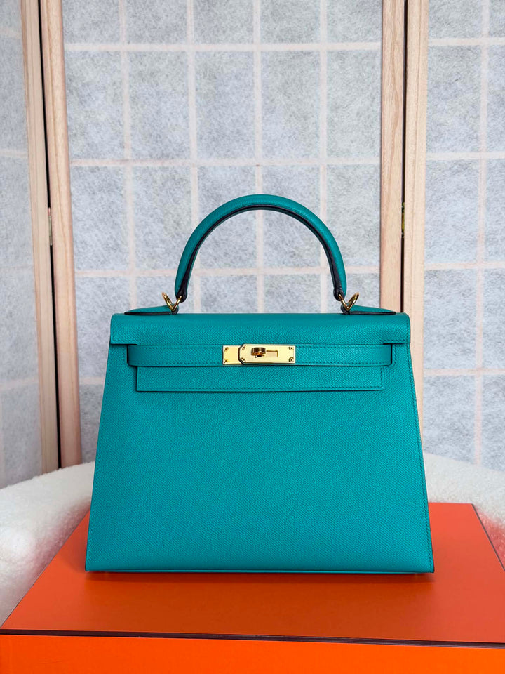 HERMÈS Kelly 28 Epsom Leather Sellier Special Order Bleu Paon GHW Stamp D 2019