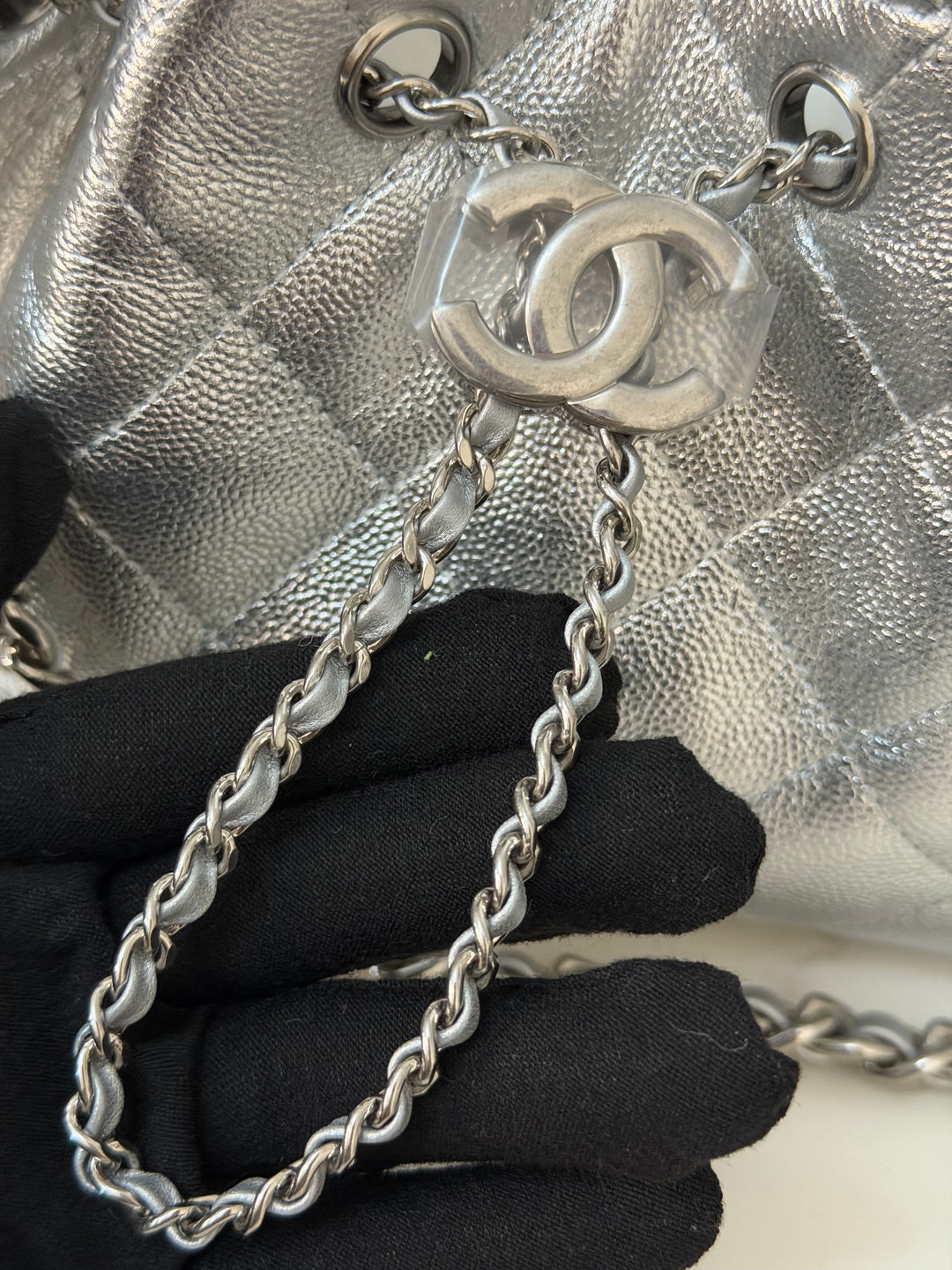 CHANEL 26C Silver Caviar shiny SHW Mini 25 Hobo Bag