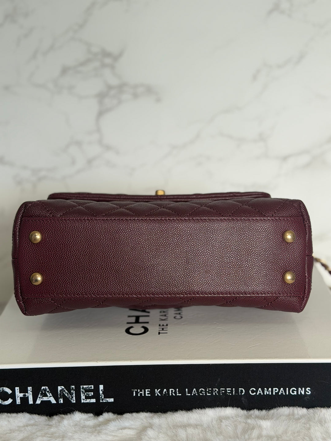 CHANEL series 26 Burgundy Caviar Aged GHW Coco Handle Flap Bag size SMALL with Pink sea snake handle 2018
