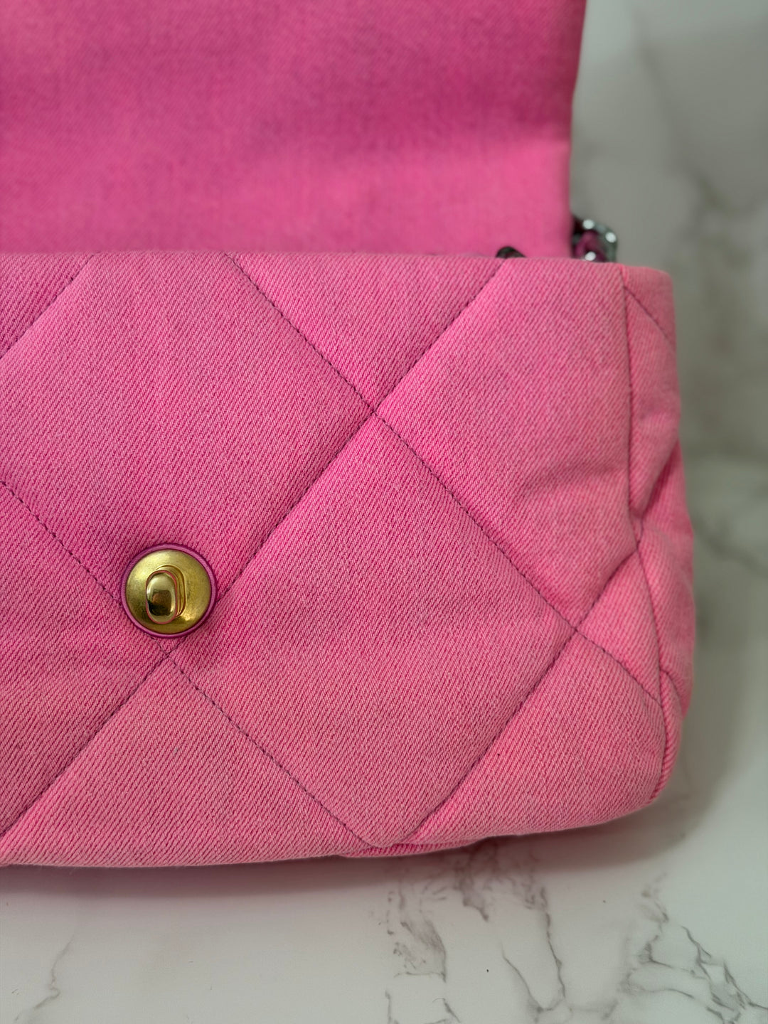 CHANEL 21S 2021 series 31 Pink Denim 19 size Small Flap Bag