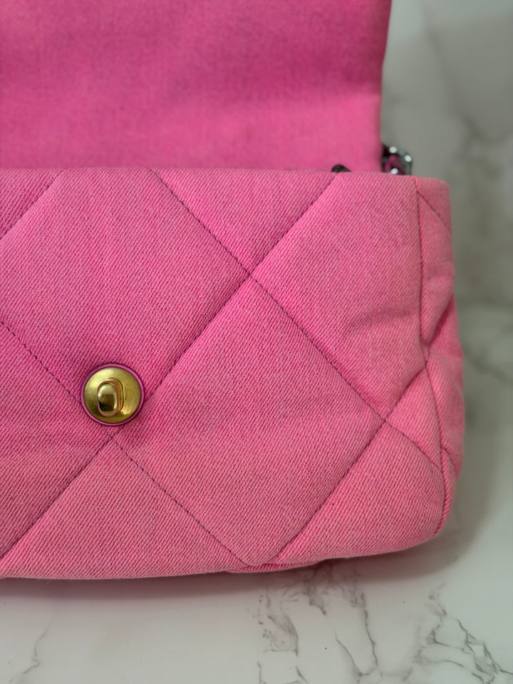 CHANEL 21S 2021 series 31 Pink Denim 19 size Small Flap Bag