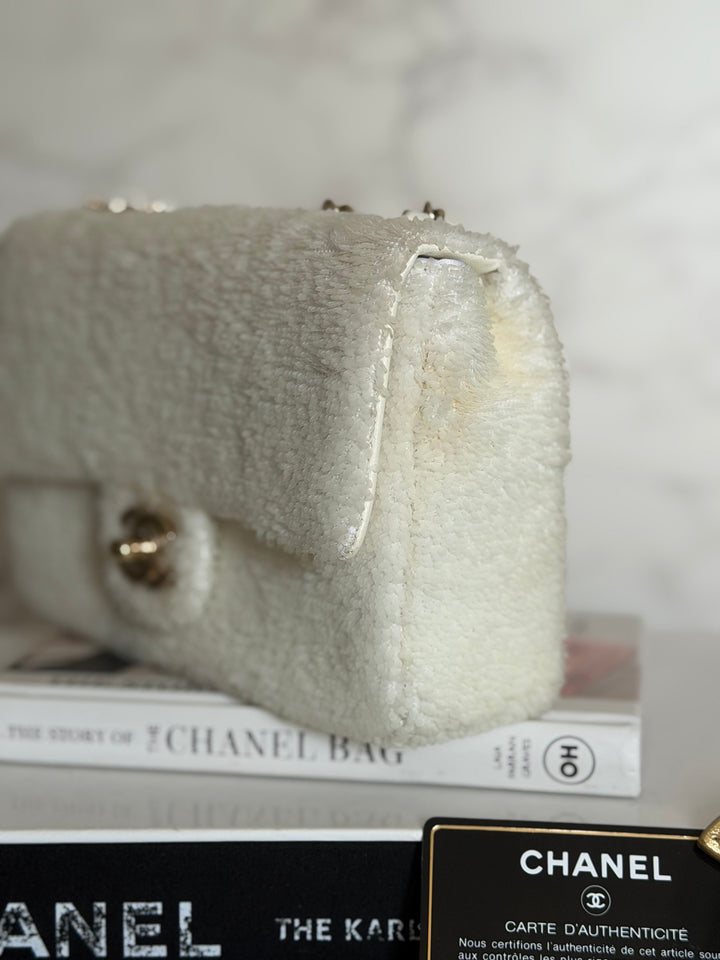 CHANEL series 28 19B White Sequin SMALL Flap Bag LGHW 2019