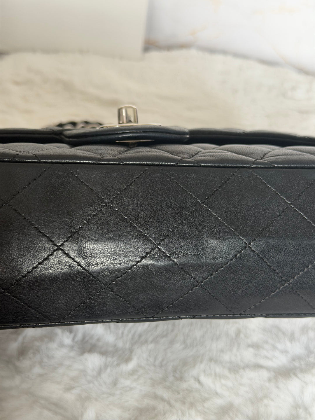 CHANEL series 12 Black Lambskin SHW Medium ML Timeless Classic Double Flap Bag 2011