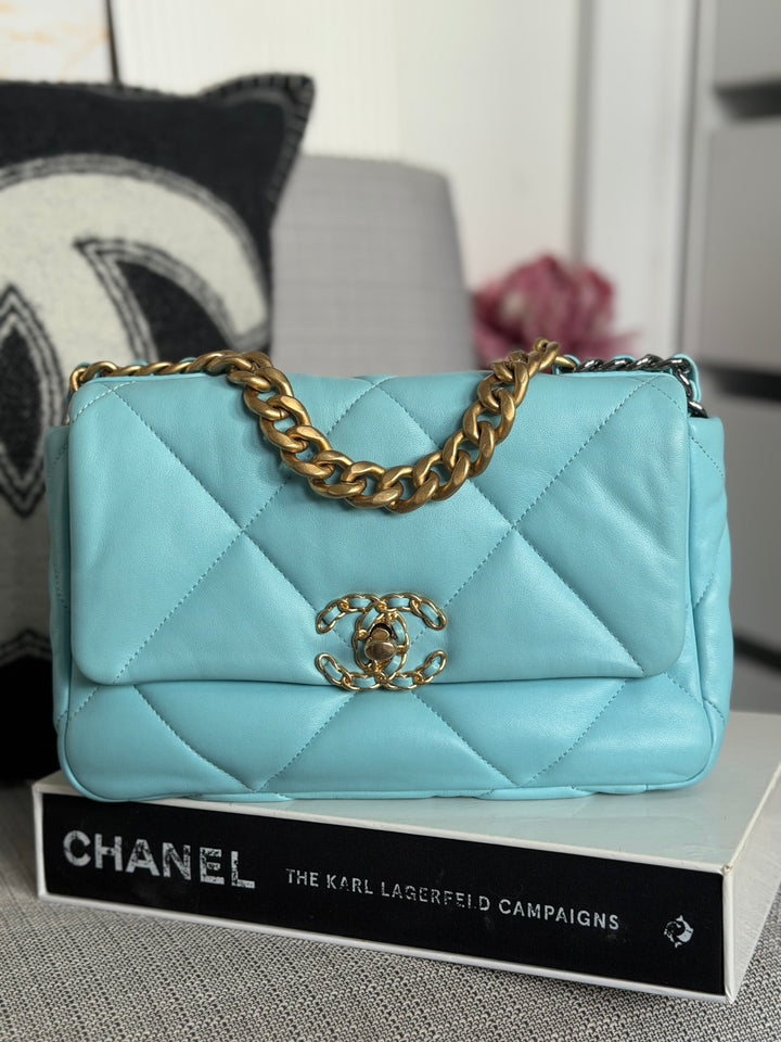 CHANEL 21S series 31 Blue Lambskin 19 Flap Bag size SMALL 2021